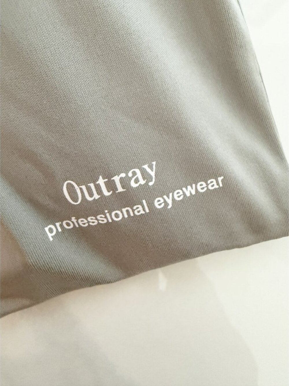 Outray Aviator Sunglasses NIB - Picture 9 of 11